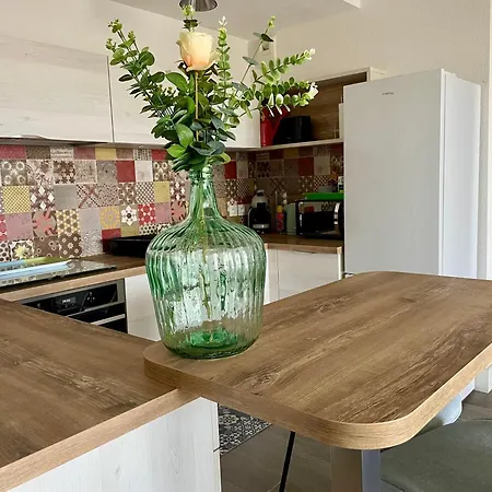T2 Moderne Et Lumineux, Clim, Terrasse Et Vue Lägenhet
