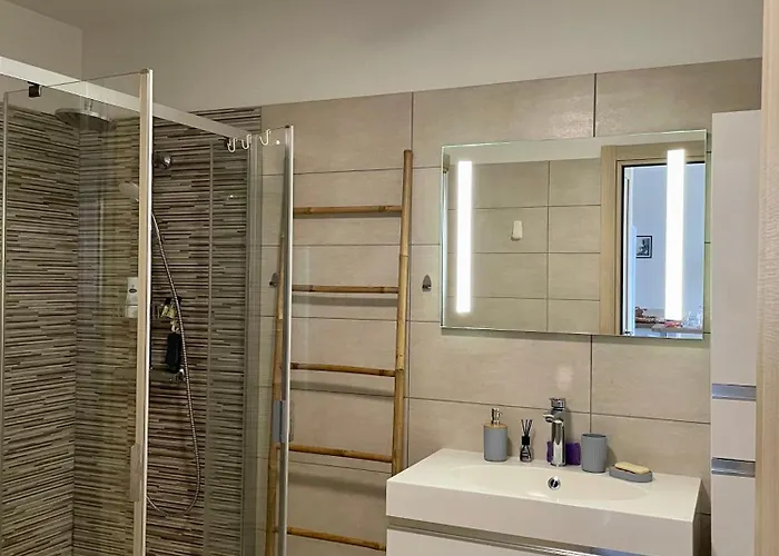 T2 Moderne Et Lumineux, Clim, Terrasse Et Vue Apartmán Bastia (Corsica)