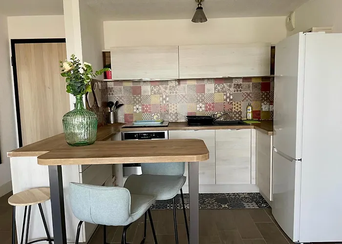 T2 Moderne Et Lumineux, Clim, Terrasse Et Vue Bastia (Corsica)