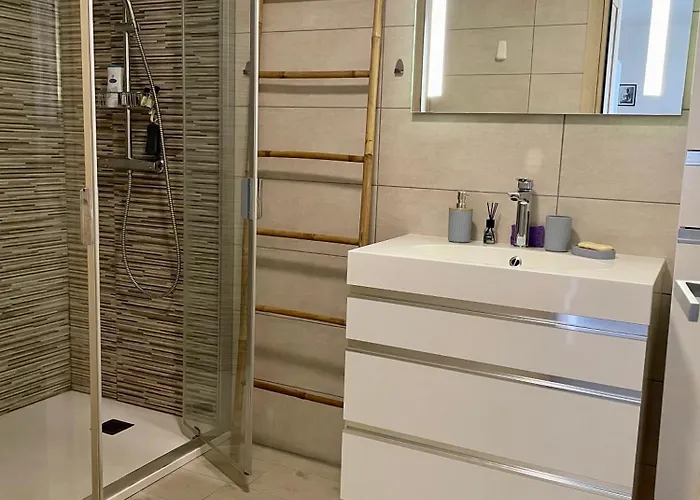 T2 Moderne Et Lumineux, Clim, Terrasse Et Vue Apartmán *