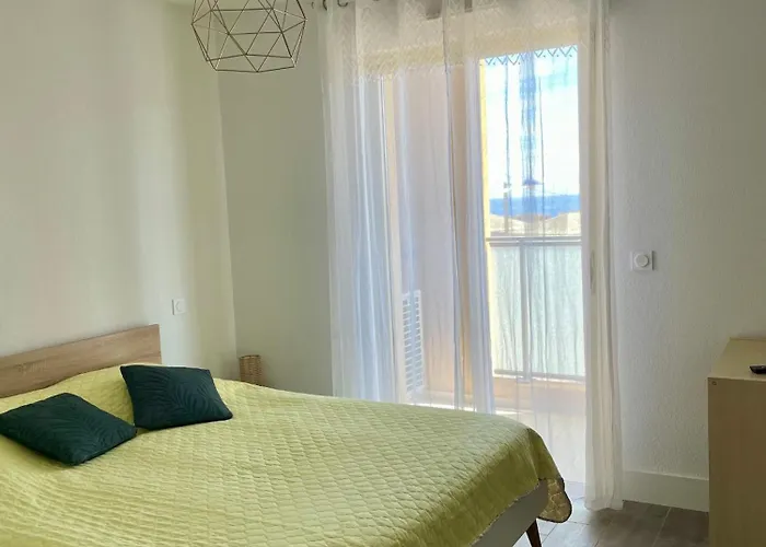 T2 Moderne Et Lumineux, Clim, Terrasse Et Vue Bastia (Corsica)